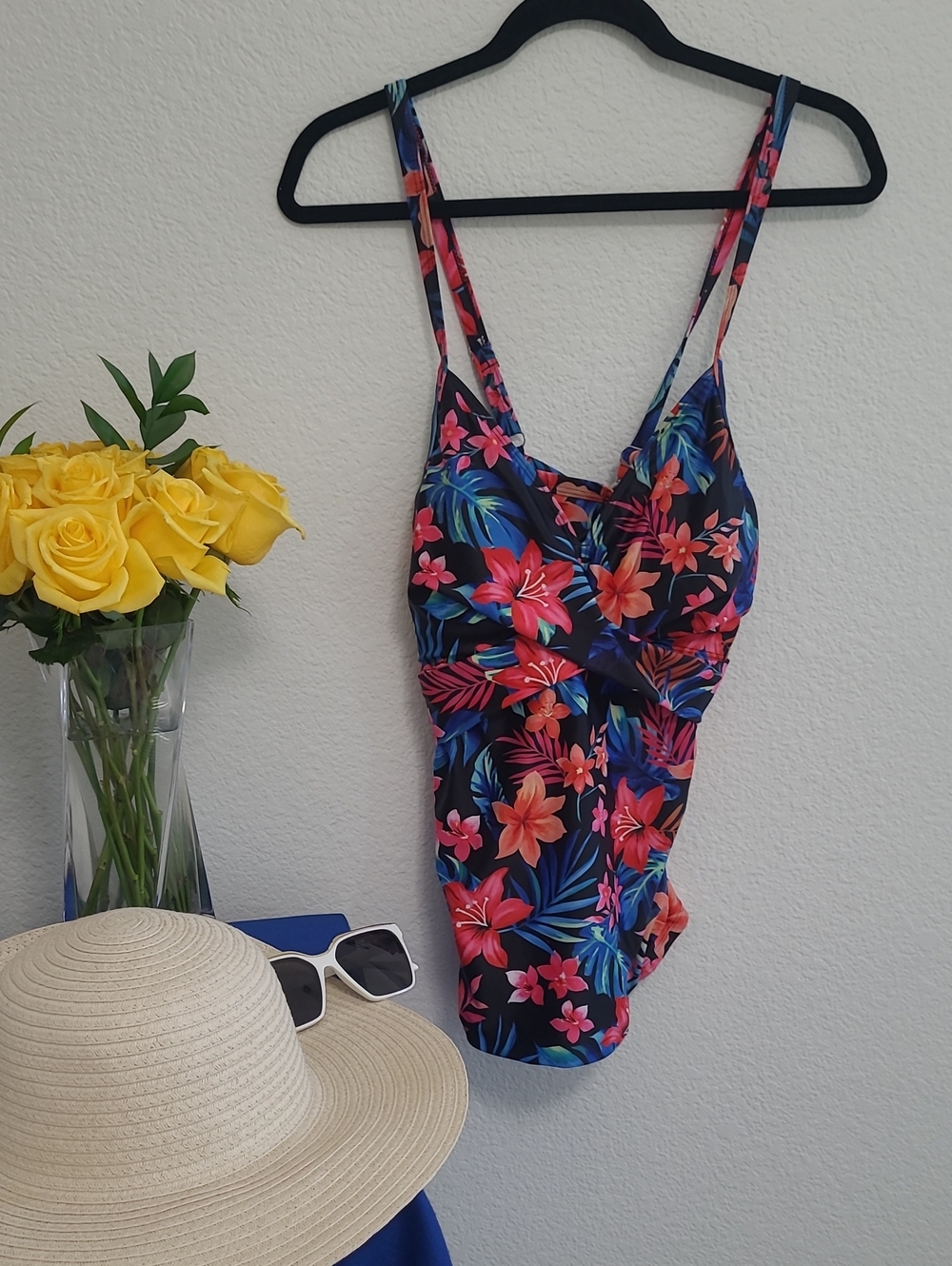 Swim Tankini Top Floral Twist Front Multicolored - Picture 9 of 10